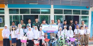 มูลนิธิไทยอาสาป้องกันชาติ ร่วมกับ กองอำนวยการรักษาความมั่นคงภายในภาค 4 ส่วนหน้า “สร้างรอยยิ้ม ให้ความสุข” มอบวัสดุ ครุภัณฑ์ให้กับโรงเรียนในพื้นที่ จชต. หวังสร้างระบบสาธารณูปโภคในสถานศึกษาให้มีคุณภาพ