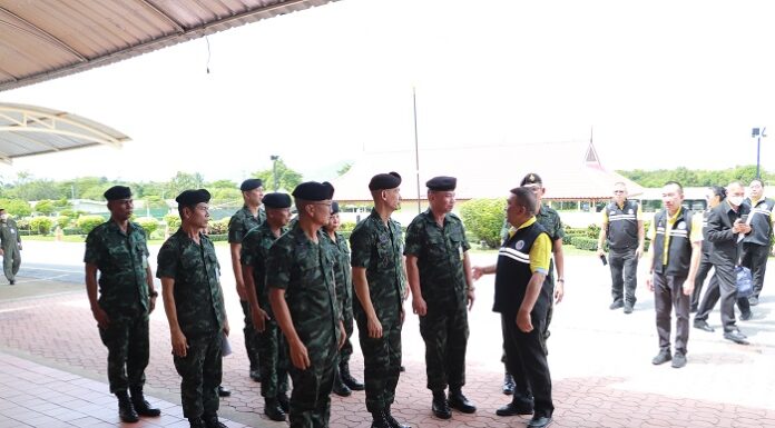 ศปป.5 กอ.รมน. ติดตามการปฏิบัติงานพร้อมหารือการบริหารและการพัฒนาจังหวัดชายแดนภาคใต้ เพื่อสร้างความสงบนำความสุขอย่างยั่งยืนแก่พี่น้องประชาชน