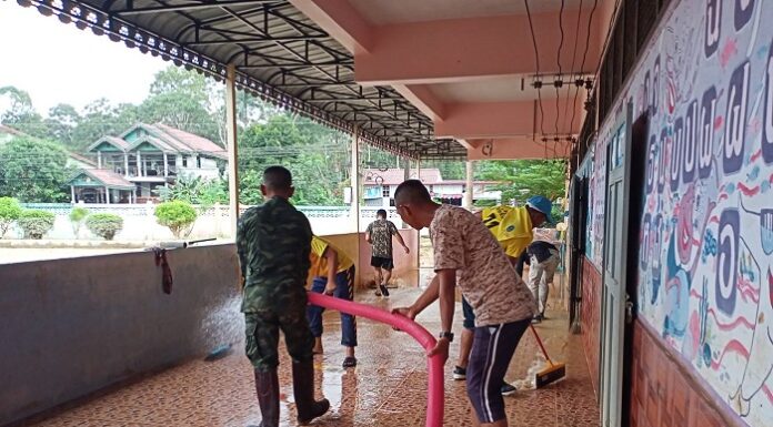 ร่วมใจเร่ง!! ฟื้นฟูโรงเรียนหลังเกิดอุทกภัยในพื้นที่ อ.กะพ้อ จ.ปัตตานี