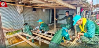 ร.153 พัน.3 ช่วยเหลือซ่อมแซมฟื้นฟูพื้นที่ที่ได้รับผลกระทบจากอุทกภัยหลังน้ำลด