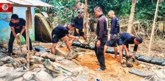 ทหารพราน 44 ร่วมพัฒนาและปรับปรุงพื้นที่ ซ่อมแซมฟื้นฟูฐานปฏิบัติการ หลังจากที่ได้รับผลกระทบจากน้ำท่วม