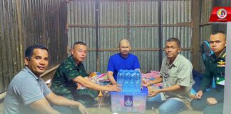 ร.153 พัน.3 สำรวจพื้นที่เพื่อเข้าช่วยฟื้นฟูบ้านเรือนประชาชนที่เกิดความเสียหายจากอุทกภัย