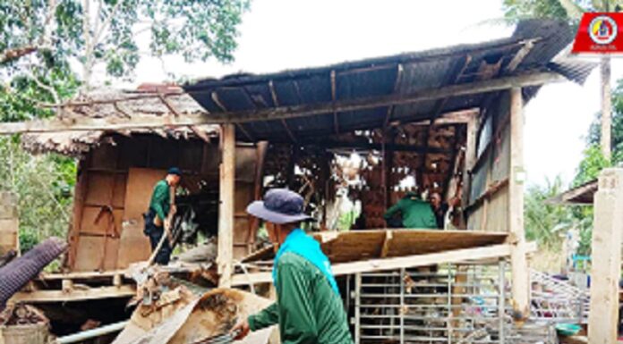 ฟื้นฟูบ้านเรือนประชาชนหลังน้ำลดพื้นที่ อ.รือเสาะ จ.นราธิวาส ที่ได้รับผลกระทบจากอุทกภัยในห้วงที่ผ่านมา