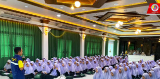 ชุดเสริมสร้างความเข้าใจ หน่วยเฉพาะกิจยะลา ที่ 1 จัดโครงการ “ติวเพื่อน้อง” เพิ่มความรู้ในวิชาภาษาไทยให้น้องนักเรียนในการเตรียมตัวสอบ O-NET