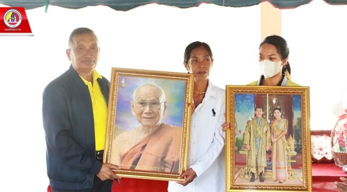 ศูนย์พัฒนา และส่งเสริมพระพุทธศาสนาจังหวัดชายแดนภาคใต้ ส่งมอบบ้าน ตามโครงการ “นำไทยคืนถิ่น”