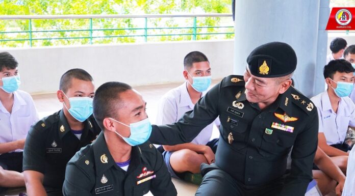 แม่ทัพภาคที่ 4 ตรวจเยี่ยมความเรียบร้อยในการสอบบุคคลเพื่อสอบคัดเลือกเข้าเป็นนักเรียนเตรียมทหารในส่วนของกองทัพบก ประจำปีการศึกษา 2567 เน้นย้ำคณะกรรมการปฏิบัติหน้าที่ด้วยความโปร่งใส บริสุทธิ์ ยุติธรรม