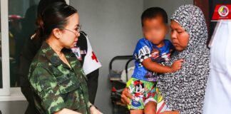 ชุดแพทย์เคลื่อนที่ เยี่ยมเยือนออกให้บริการทางการแพทย์ถึงบ้านพี่น้องประชาชน รวมทั้งจัดฝึกอบรมให้ความรู้ให้กับนักศึกษาวิชาทหารเพื่อให้มีความปลอดภัยจากการฝึก