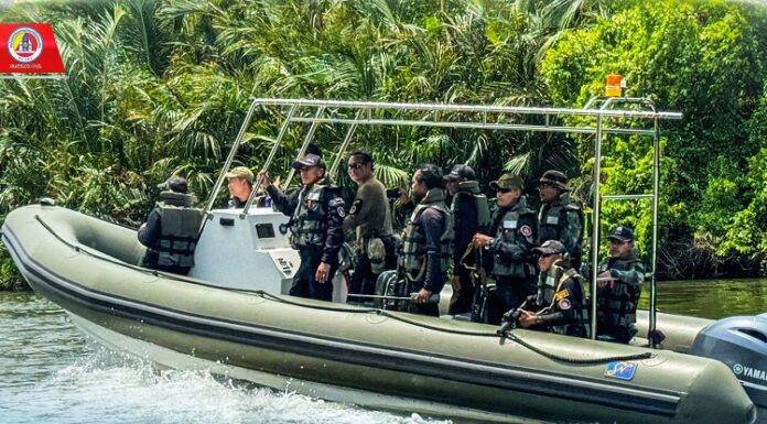 “ทหารพราน 44” ลาดตระเวนทางน้ำตามแนวเส้นทางแม่น้ำสายบุรี เพื่อจำกัดเสรีการปฏิบัติของกลุ่มผู้ก่อเหตุรุนแรงในพื้นที่รับผิดชอบ