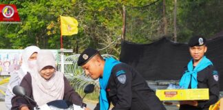 ทหารพราน 48 มอบอินทผลัมแทนความรักความห่วงใยในห้วงเดือนรอมฎอนอันประเสริฐ