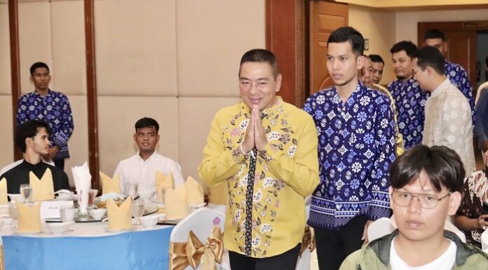 มทภ.4 ร่วมละศีลอด กิจกรรมรอมฎอน เยาวชนสัมพันธ์ ประจำปี 2567 งานเลี้ยงละศีลอดรอมฎอน ฮ.ศ.1445 ณ โรงแรมญันนะตีย์ อ.หาดใหญ่ จ.สงขลา