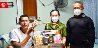 เยี่ยมให้กำลังใจกำลังพลที่ได้รับบาดเจ็บจากเหตุการณ์ความรุนแรงในพื้นที่ อ.ทุ่งยางแดง จ.ปัตตานี เมื่อวันที่ 5 เม.ย.67