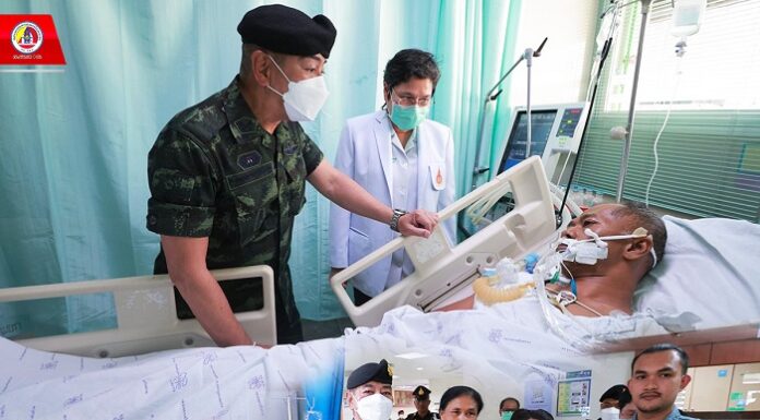 มทภ.4 เยี่ยมให้กำลังใจกำลังพลที่ได้รับบาดเจ็บจากภารกิจในพื้นที่ จชต. พร้อมชื่นชมที่เสียสละ ทุ่มเทปฏิบัติหน้าที่เพื่อส่วนรวม อย่างสุดกำลังความสามารถ