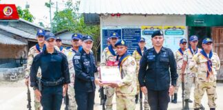 ผบ.ฉก.ทพ.42 ตรวจเยี่ยม ชคต.ตาแกะ และชคต.ลางา มอบนโยบายสั่งการฯ พร้อมมอบสิ่งของอุปโภคบริโภค