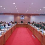 มทภ.4 ประชุมติดตามการขับเคลื่อนฮูกุมปากัต (ธรรมนูญหมู่บ้าน 9 ดี) ของคณะที่ปรึกษา คณะทำงาน มุ่งมั่น ขจัดการบิดเบือนข้อเท็จจริงสู่ชุมชน เพื่อนำพาสันติสุขแก่พี่น้อง จชต.