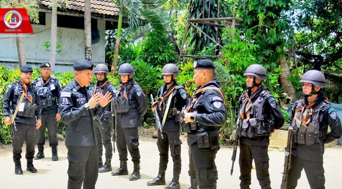 ตรวจเยี่ยมให้กำลังใจ กำลังพลที่ปฏิบัติงานในพื้นที่ ต.บูกิต อ.เจาะไอร้อง จ.นราธิวาส