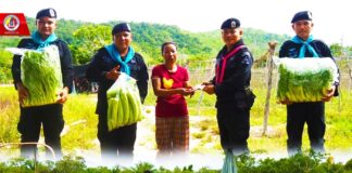 กองร้อยทหารพรานที่ 2206 ลุยสวนซื้อผักช่วยเหลือพี่น้องเกษตรกร