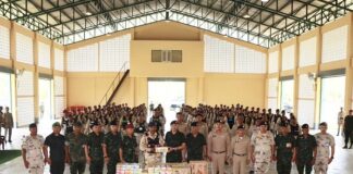 มทภ.4 เปิดการฝึกเสริมสร้างขีดความสามารถสมาชิกกองอาสารักษาดินแดนจังหวัดชายแดนภาคใต้ (หลักสูตรผู้นำ อส.จชต.) ภาคสนาม ประจำปี 2567 รุ่นที่ 1