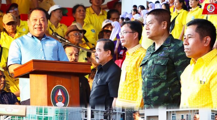 รองแม่ทัพภาคที่ 4 ร่วมพิธีเปิดการแข่งขันฟุตบอล “รวมพลังตำบลอาสา แก้ปัญหาชายแดนใต้ 2567”