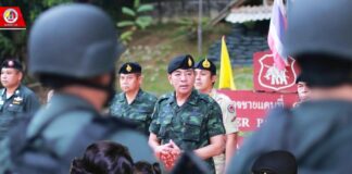 มทภ. 4 ตรวจเยี่ยมหน่วยใน จ.นราธิวาส พร้อมหารือขับเคลื่อนการดูแลรักษาความปลอดภัยให้พี่น้องประชาชน ต.ภูเขาทอง อ.สุคิริน ตามแผน “ทุ่งยางแดงโมเดล”