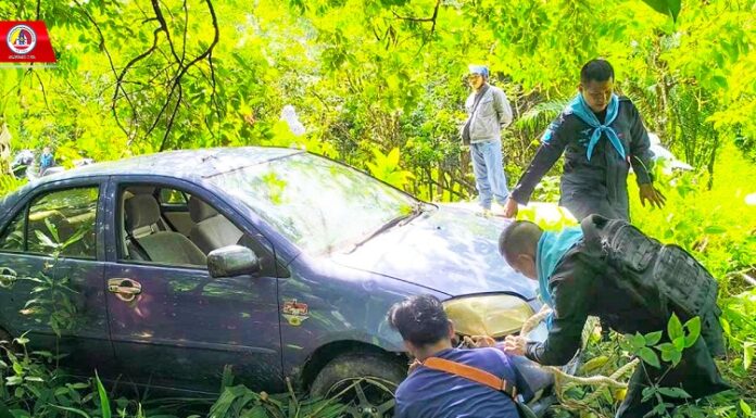 ทหารพราน 45 ช่วยเหลือประชาชนประสบอุบัติเหตุทางถนน (รถตกไหล่ทาง)