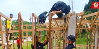 ทหารพราน 49 จัดชุดช่างก่อสร้างบ้านเรือนให้กับประชาชนที่ประสบอุทกภัย ในพื้นที่ อ.สุคิริน จ.นราธิวาส