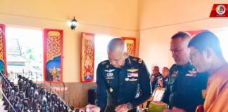 ผบ.พล.ร.15 เป็นประธานในพิธีบวงสรวงสักการะ และเบิกเนตร รูปหล่อองค์สมเด็จพระสุริโยทัย ณ วัดโมลีนิมิต อ.โคกโพธิ์ จ.ปัตตานี