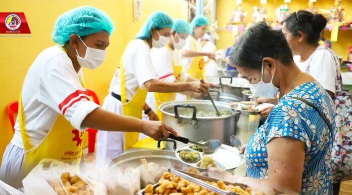 จังหวัดยะลา เริ่มแล้ว!! ประเพณี ถือศีลกินเจ ในวันแรกบรรยากาศคึกคัก