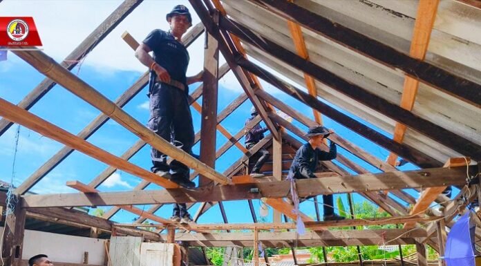 ซ่อมแซมบ้านเรือนให้กับผู้สูงอายุ ในพื้นที่ อ.มายอ จ.ปัตตานี