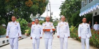 รอง ผอ.รมน.ภาค 4 ส่วนหน้า เป็นประธานพิธีถวายผ้าไตรกฐินพระราชทาน ร่วมสืบสาน วัฒนธรรมประเพณีชาวพุทธ ประจำปี 2567 ณ วัดพิกุลบุญญาราม อ.เทพา จ.สงขลา