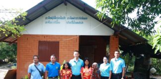 พบปะเยี่ยมเยียนสมาชิกหมู่บ้านเศรษฐกิจพอเพียง บ้านป่าหวายทราย และเยี่ยมชมต้นไม้ทรงปลูก ณ รพ.สมเด็จพระยุพราชสายบุรี อ.สายบุรี จ.ปัตตานี