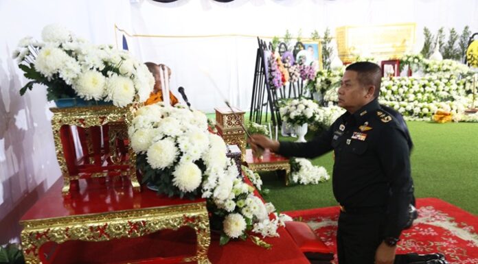 มทภ.4 เป็นประธานสวดพระอภิธรรมศพ นายกเทศมนตรีตำบลรือเสาะ