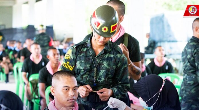 ตรวจสุขภาพน้องคนเล็ก ผลัด 2/2567 เตรียมความพร้อมด้านสุขภาพให้น้อง ๆ ทหารใหม่ ในพื้นที่ จ.นราธิวาส เพื่อให้มีความแข็งแรงตลอดการฝึก
