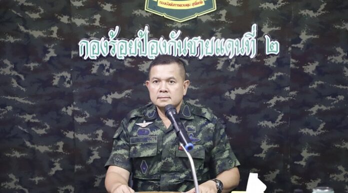 รองแม่ทัพภาคที่ 4 ตรวจเยี่ยมติดตามการปฏิบัติงานหน่วยในพื้นที่ อ.แว้ง จ.นราธิวาส มอบนโยบายเข้ม ผลักดันมาตรการรัดกุม ไม่ประมาทดูแลความปลอดภัยพื้นที่