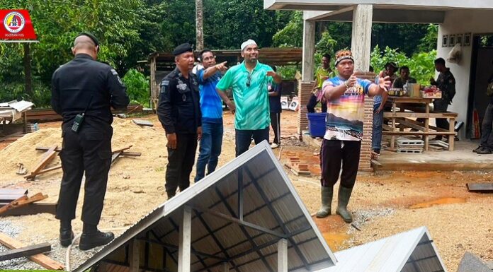 ลงพื้นที่ติดตามความคืบหน้า โครงการ “ฟื้นฟูบ้านให้กับผู้ประสบอุทกภัย” ในพื้นที่ อำเภอสุคิริน จังหวัดนราธิวาส