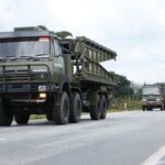 กองพันทหารช่างที่ 15 กองพลทหารราบที่ 15 เข้าติดตั้งสะพานแบริ่ง เพื่อช่วยเหลือพี่น้องประชาชน บ้านบาหยิ อ.บันนังสตา จ.ยะลา หลังประสบวิกฤติอุทกภัยชายแดนใต้