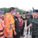 นราธิวาสยังคงเฝ้าระวังและติดตามสถานการณ์อย่างต่อเนื่อง ขณะที่บ้านพักทหารในค่ายปิเหล็งยังคงเผชิญกับน้ำท่วมสูง แต่กำลังพลส่วนใหญ่ยังคงปฏิบัติภารกิจช่วยเหลือพี่น้องประชาชน จนกว่าสถานการณ์ต่างๆจะคลี่คลายลง