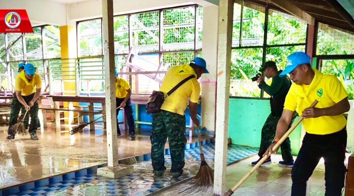 ทหารพราน 43 จัดกำลังพลจิตอาสาพระราชทานของหน่วย เข้าฟื้นฟู ทำความสะอาดโรงเรียน ในพื้นที่ อ.โคกโพธิ์ จ.ปัตตานี
