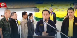 นายกรัฐมนตรี ห่วงใยประชาชนชาวใต้ ได้รับผลกระทบจากอุทกภัย มอบหมาย“รองนายกฯ ประเสริฐ” ลงพื้นที่ช่วยเหลือประชาชน เร่งคลี่คลายสถานการณ์กลับสู่ภาวะปกติโดยเร็ว พร้อมเตรียมป้องกันสถานการณ์ล่วงหน้า หลังคาดว่าจะยังมีฝนอีกระลอกในช่วง 13 – 16 ธ.ค. นี้