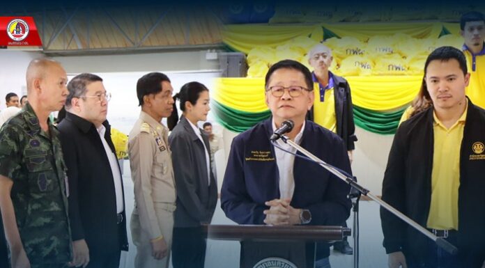 นายกรัฐมนตรี ห่วงใยประชาชนชาวใต้ ได้รับผลกระทบจากอุทกภัย มอบหมาย“รองนายกฯ ประเสริฐ” ลงพื้นที่ช่วยเหลือประชาชน เร่งคลี่คลายสถานการณ์กลับสู่ภาวะปกติโดยเร็ว พร้อมเตรียมป้องกันสถานการณ์ล่วงหน้า หลังคาดว่าจะยังมีฝนอีกระลอกในช่วง 13 – 16 ธ.ค. นี้