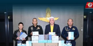 รับมอบผลิตภัณฑ์ Double A Care เพื่อนำไปมอบให้กับกำลังพล และ ประชาชนที่ได้รับผลกระทบจากเหตุอุทกภัยที่ผ่านมา