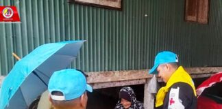 มอบยาสามัญประจำบ้านให้กับประชาชนที่ประสบอุทกภัย อ.ศรีสาคร จ.นราธิวาส