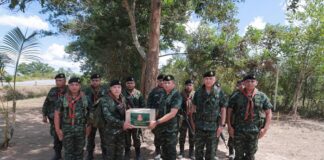 แม่ทัพภาคที่ 4 ตรวจเยี่ยมการปฏิบัติงานของ หน่วยเฉพาะกิจกรมทหารราบที่ 5 พร้อมติดตามการดูแลตามแนวชายแดนไทย – มาเลเซีย