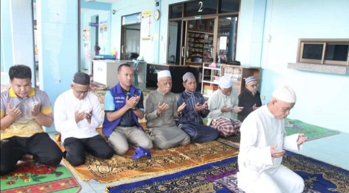 กิจกรรมละหมาดฮายัต เดินรณรงค์ต่อต้านความรุนแรง เรียกร้องความสันติสุขให้เกิดขึ้นในพื้นที่ อำเภอจะแนะ จังหวัดนราธิวาส