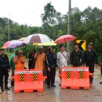 กองพันทหารช่างที่ 15 กองพลทหารราบที่ 15 รื้อถอนสะพานเครื่องหนุนมั่นแบบเร่งด่วน บ้านไอร์ปูลง หลังสถานการณ์อุทกภัยคลี่คลาย พร้อมฟื้นฟูเส้นทางให้พี่น้องประชาชนสัญจรสะดวก