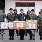 รองแม่ทัพภาค 4 ตรวจเยี่ยม ฉก.ตร.นราธิวาส 93 สั่งคุมเข้มดูแลพื้นที่ ทำลายแผนกลุ่มผู้ก่อเหตุรุนแรง สร้างความมั่นคง ปลอดภัย