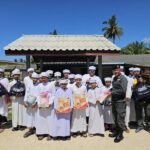 หน่วยเฉพาะกิจตำรวจนราธิวาส 93 ร่วมกับหน่วยงานในพื้นที่ ลงพื้นที่ดูแลผู้บาดเจ็บจากเหตุระเบิดบริเวณริมกำแพงแฟลต สภ.โคกเคียน