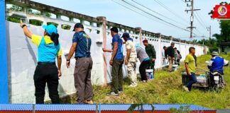 “ส่งต่อพลังเพื่อการศึกษา” คพท. ผนึกกำลังหน่วยเฉพาะกิจสันติสุข ร่วมทาสีกำแพงปรับภูมิทัศน์โรงเรียนเหมืองควนกรด อ.จะนะ จ.สงขลา