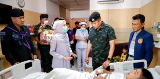 แม่ทัพภาคที่ 4 ลงพื้นที่เยี่ยมผู้บาดเจ็บจากเหตุรุนแรงใน จชต. กำชับเร่งติดตามผู้ก่อเหตุ ย้ำ “ทหารเป็นที่พึ่งของประชาชนทุกมิติ”