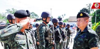 เยี่ยมลูกน้องในพื้นที่นราธิวาส ส่งตรงนโยบาย เชื่อมั่น “ขวัญกำลังใจคือพลังรบ” แม่ทัพไพศาล ลุยชายแดนใต้ ยกระดับหน่วยเตรียมพร้อม