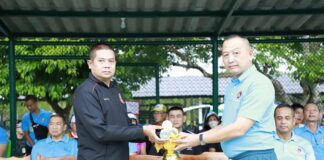 แม่ทัพภาคที่ 4 เปิดสนามเทนนิสค่ายสิรินธรอย่างเป็นทางการ พร้อมมอบอุปกรณ์กีฬาเสริมสร้างสุขภาพและความสามัคคีแก่กำลังพล-ประชาชน